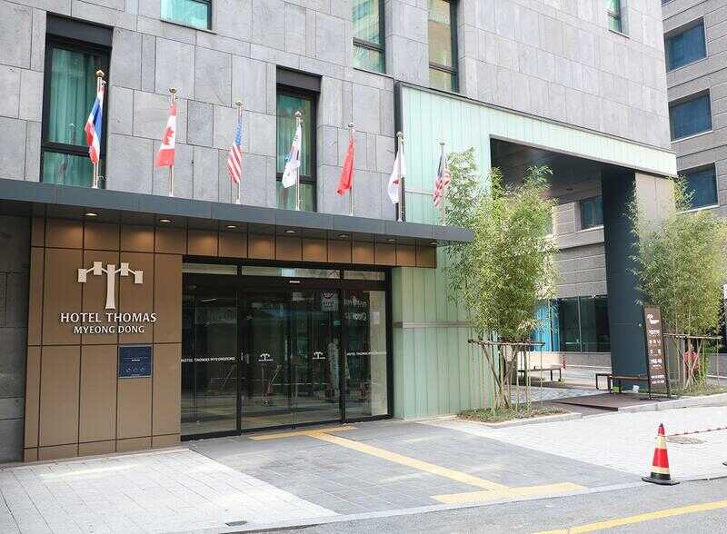 https://image.pandafishtrip.tw/content/明洞托瑪士飯店.jpg