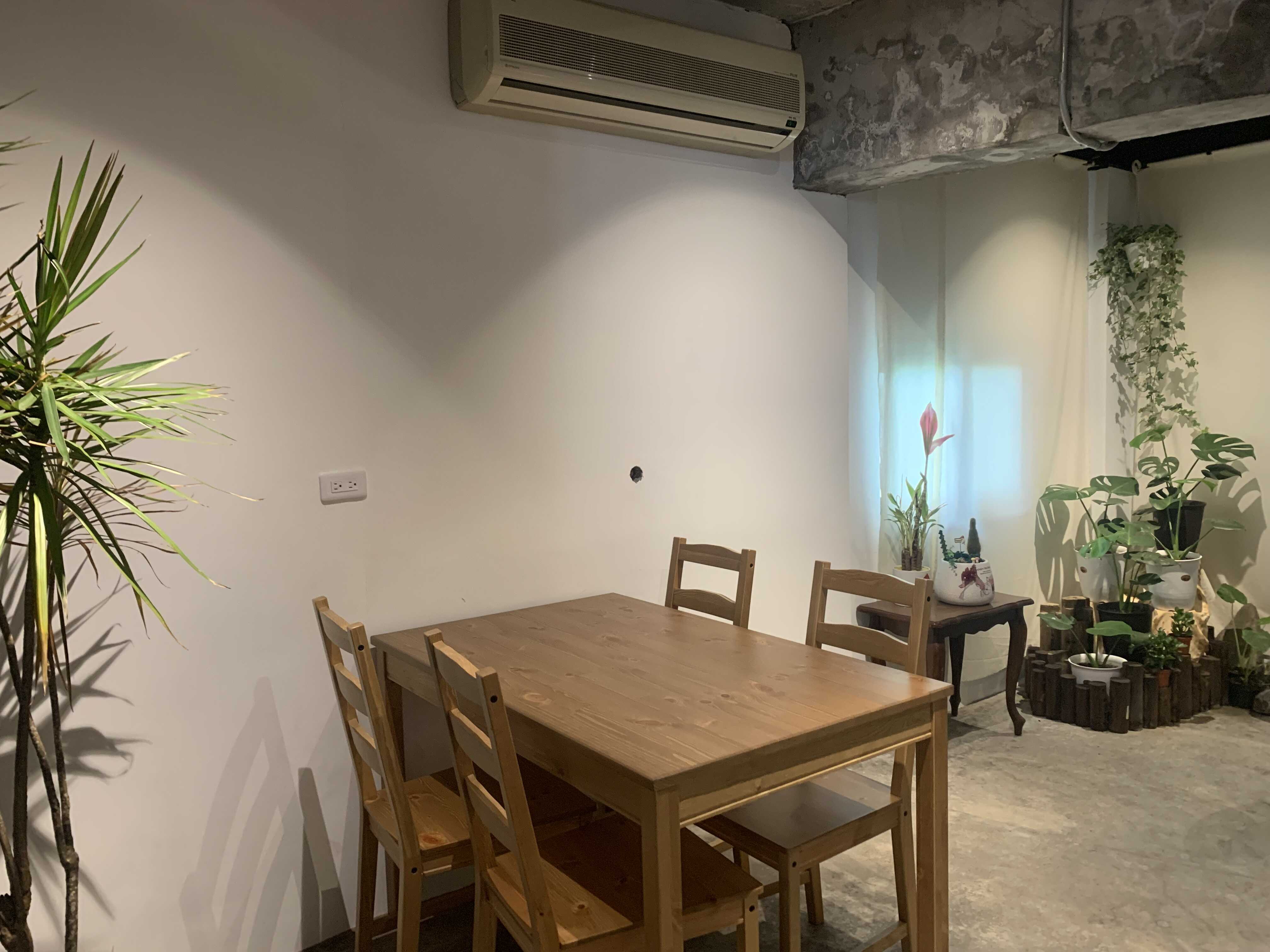 這裡是咖啡店